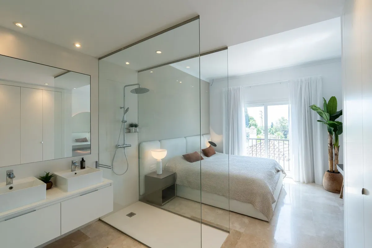 6a54d6c6-8d6d-48d0-b7d8-750f2679ec63