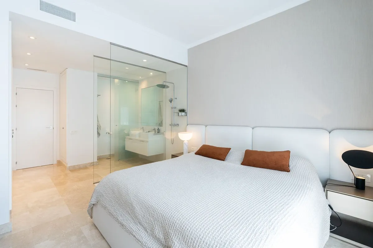 9bb556ac-0fef-4a19-b1bf-89a648d6b29b