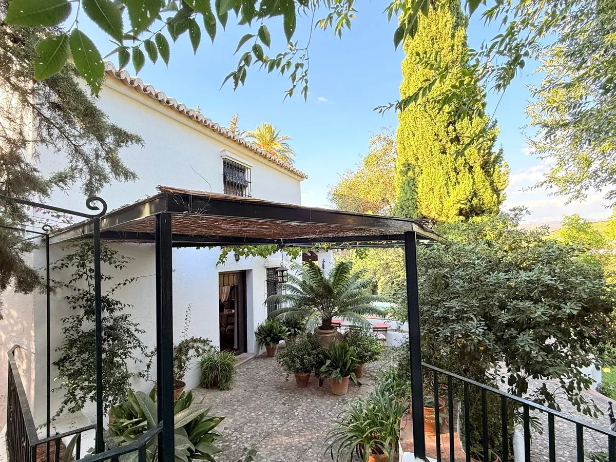 871e6259-1148-4bbf-bc8c-b7bd2dab3c63