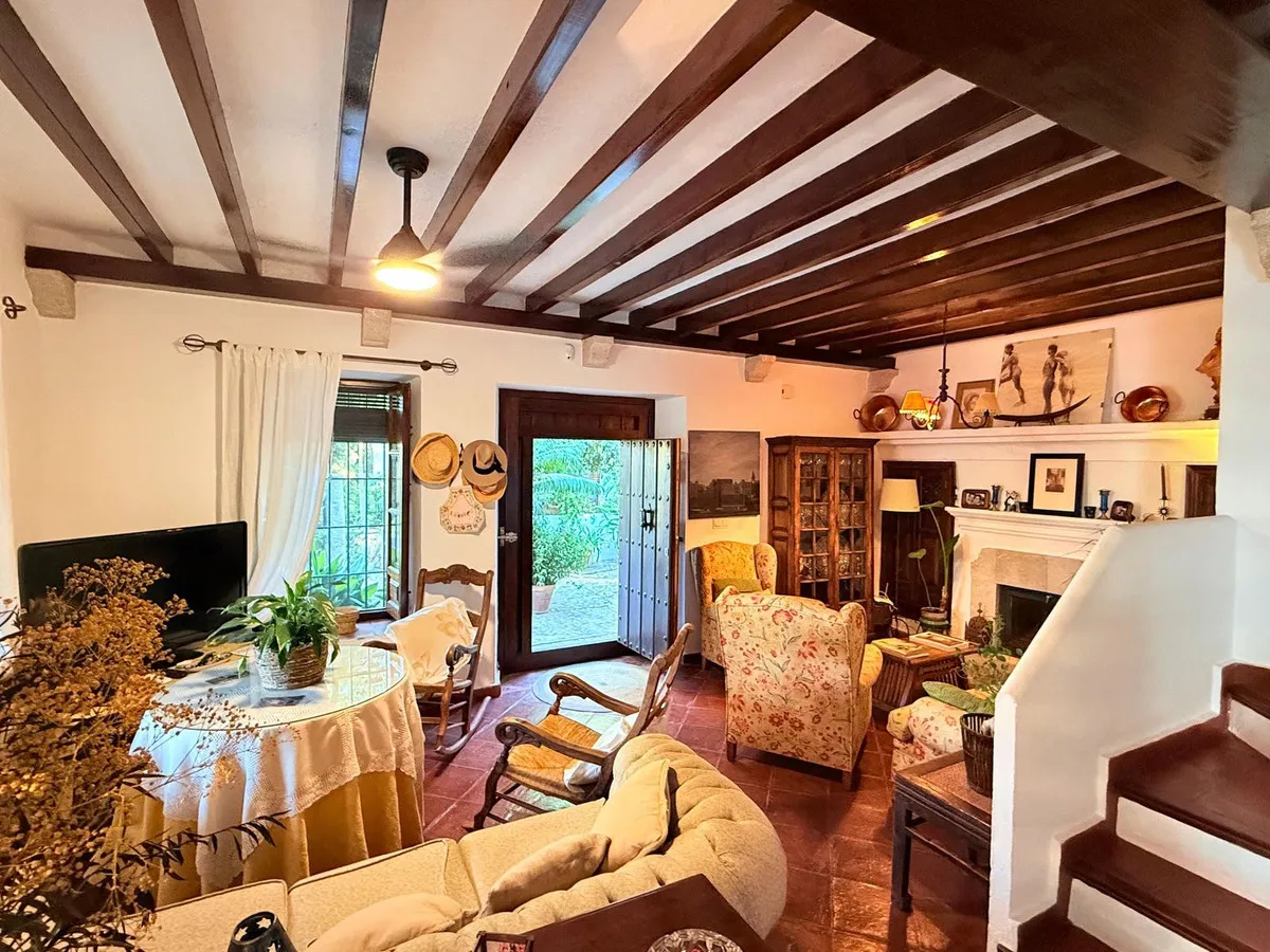 b42fa9b5-6d5f-4202-92c0-4b689bc4ba45