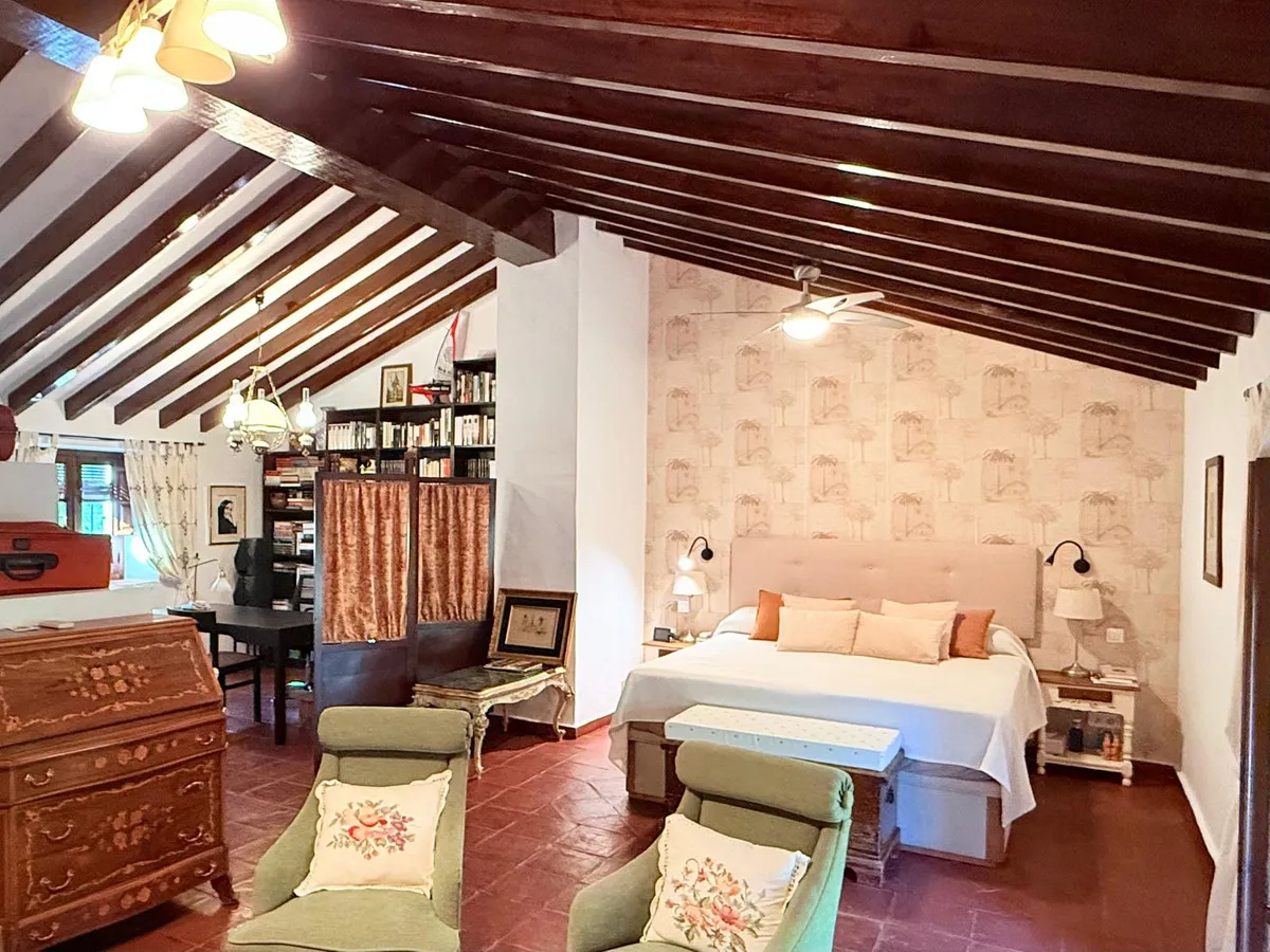 cae27876-5c14-44a1-99a1-df253c529b4c