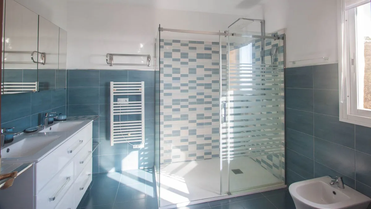 3a33e75b-ab39-423e-9b81-cd54d9ef8bc6