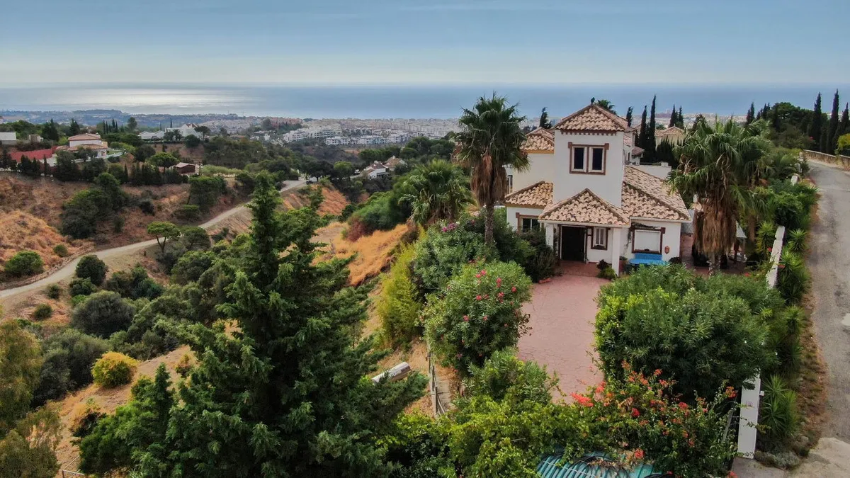 604bd5cb-8ebf-463f-97a0-a4902a464e96