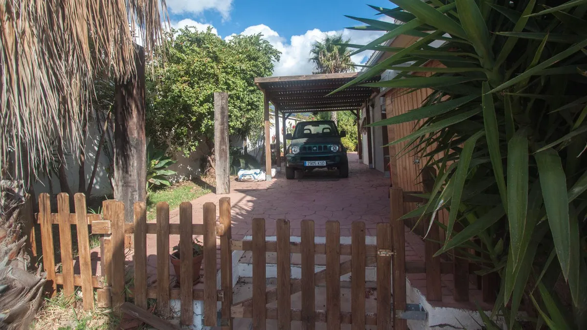 affc2203-ea72-4f96-880f-1677b557f6ac