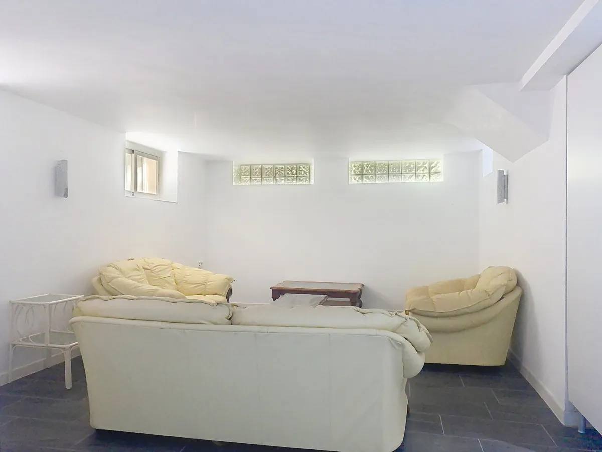 089d2f5c-4fe2-4dbe-b703-3a61de202989