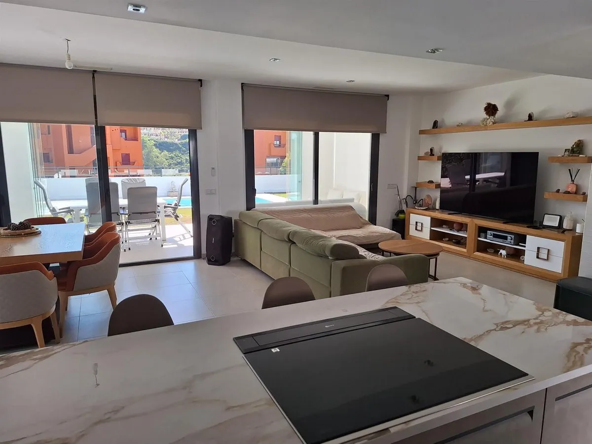 39a46d03-9849-42b8-99eb-9abd0a6b7fda