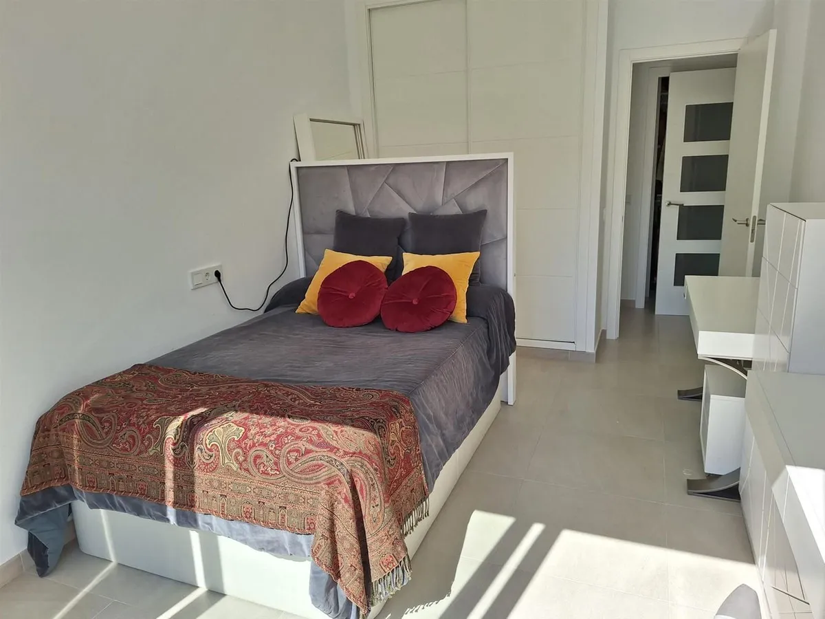 d69dee44-7b8c-415e-81d6-7c8ec57c5822