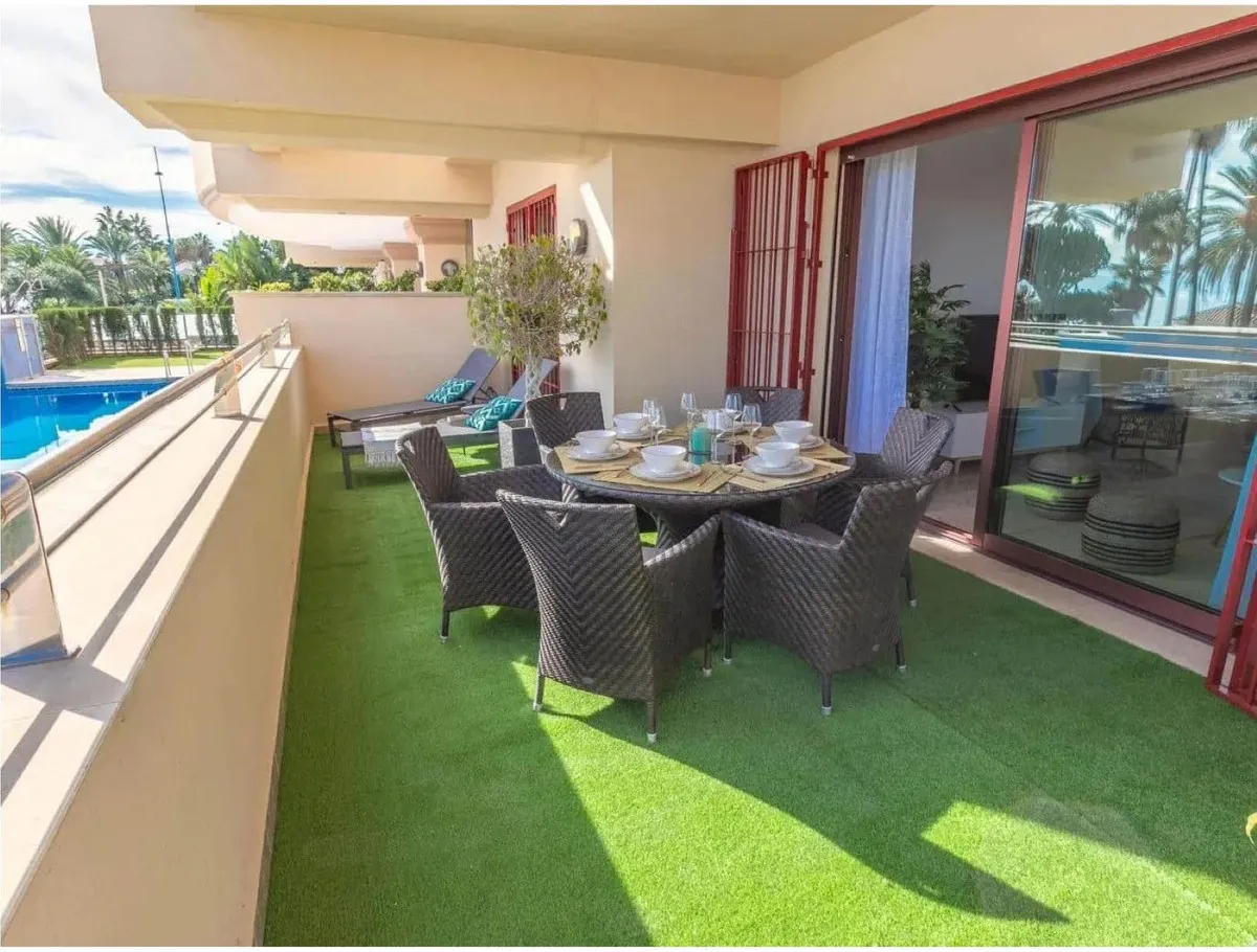 6a003fa2-c86f-4b48-99e3-2e9842494aa3