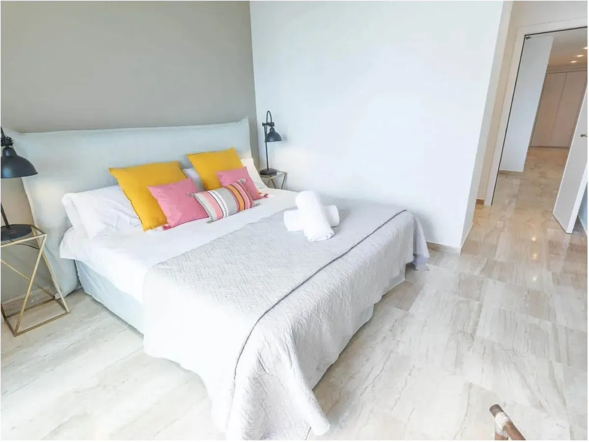 733cbddc-bd5d-4323-ba21-4b4e8a17c98c