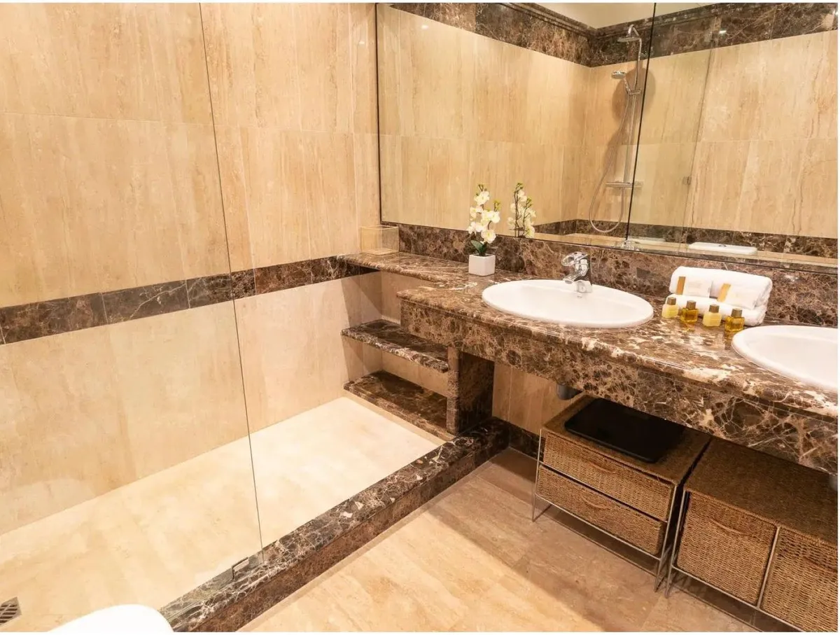 8766bfe3-fa31-4d59-b0fe-db7691b07b5a