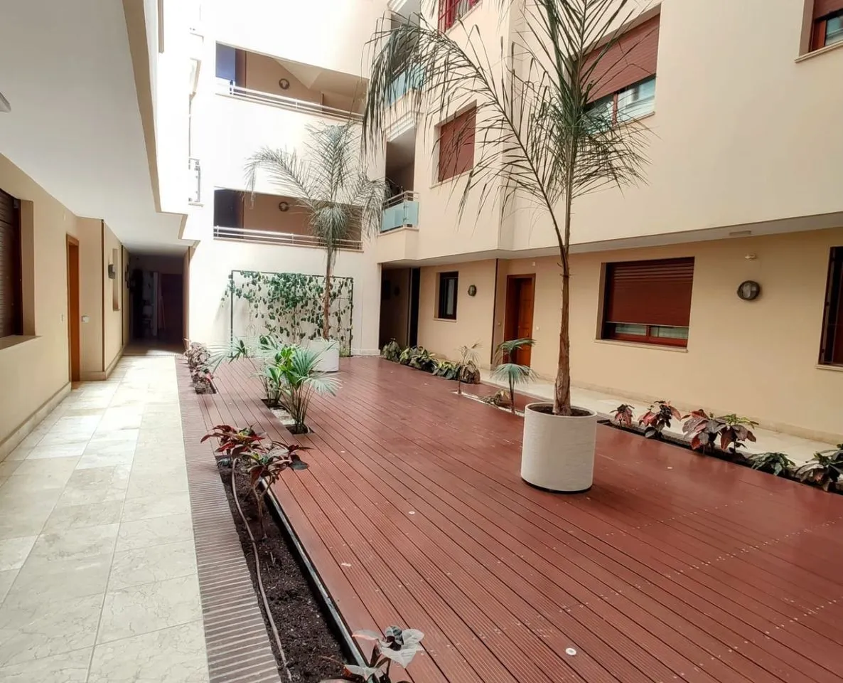 e03ddd52-88da-4bd5-a2d2-9decf06dd1c1