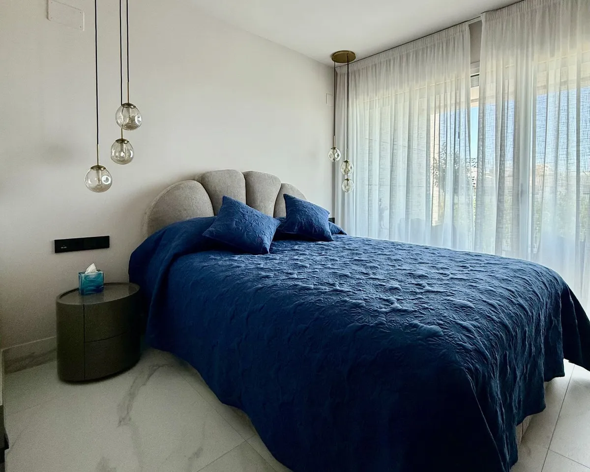 aff805ae-99ac-47be-8a75-de369a418c8a