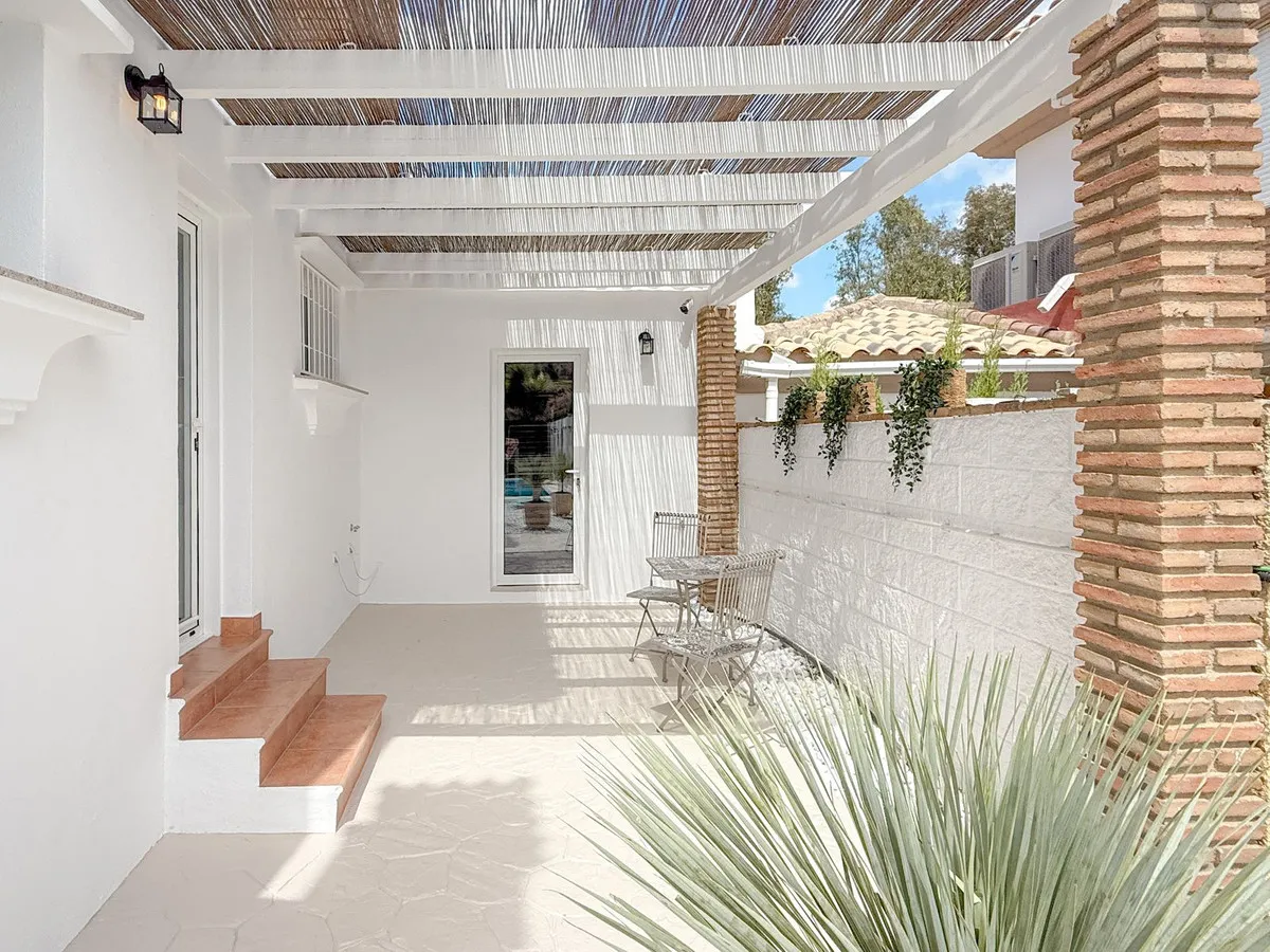 056798a9-4aac-4648-a64a-736defd21cc6