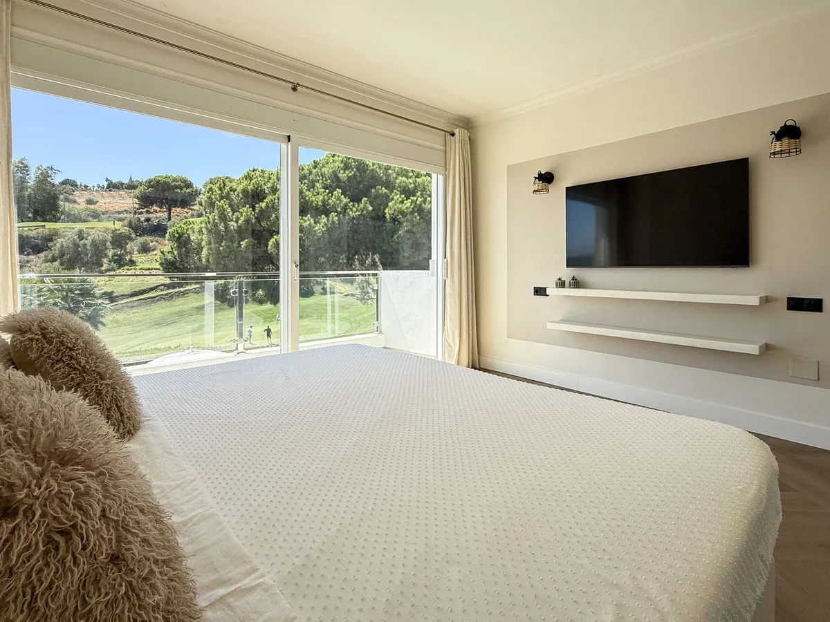 8ab04915-d644-4e1a-9125-0c92e9a8247a