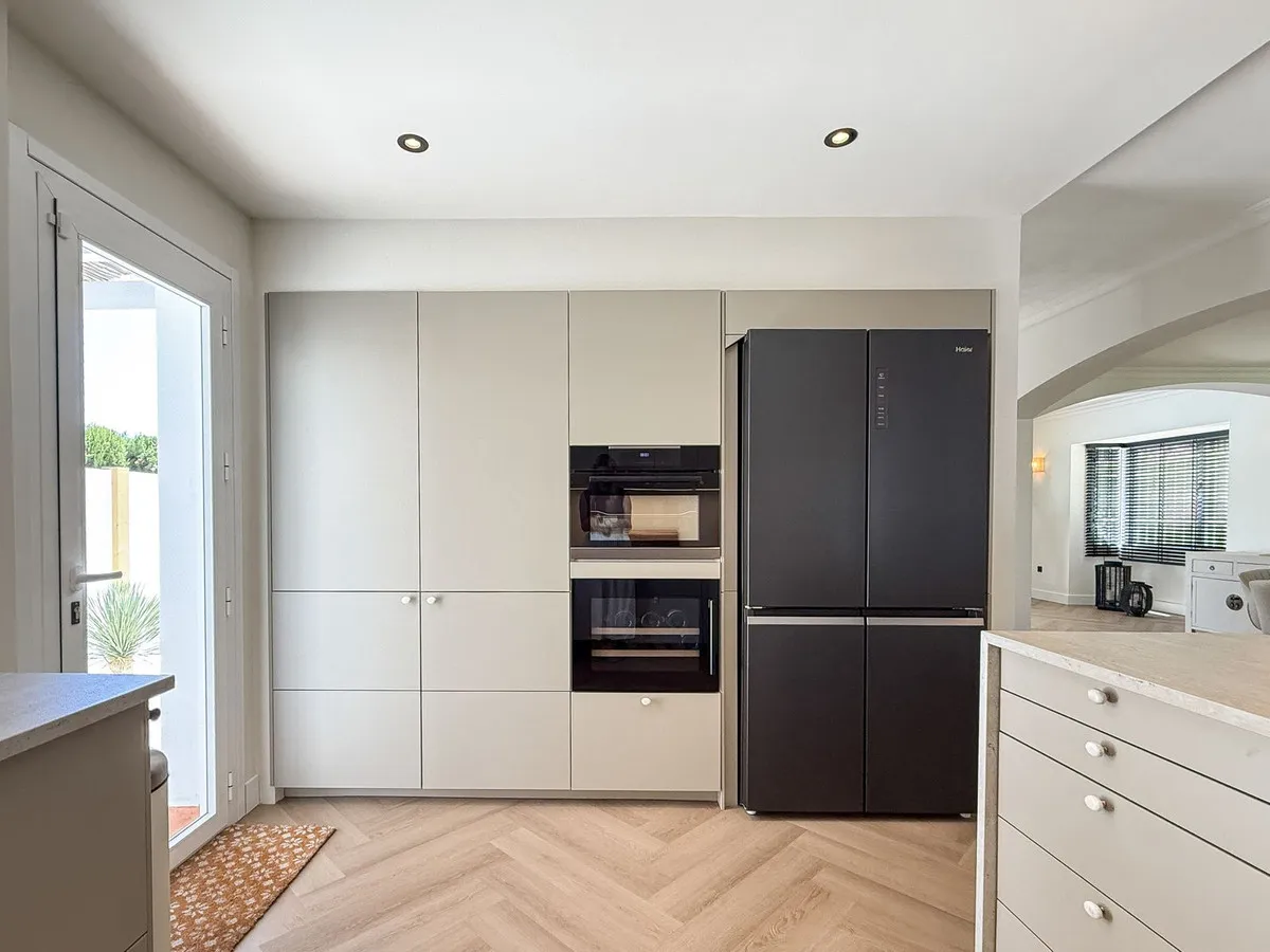 d20632a9-fa8b-4510-b974-70a02cfa47c5