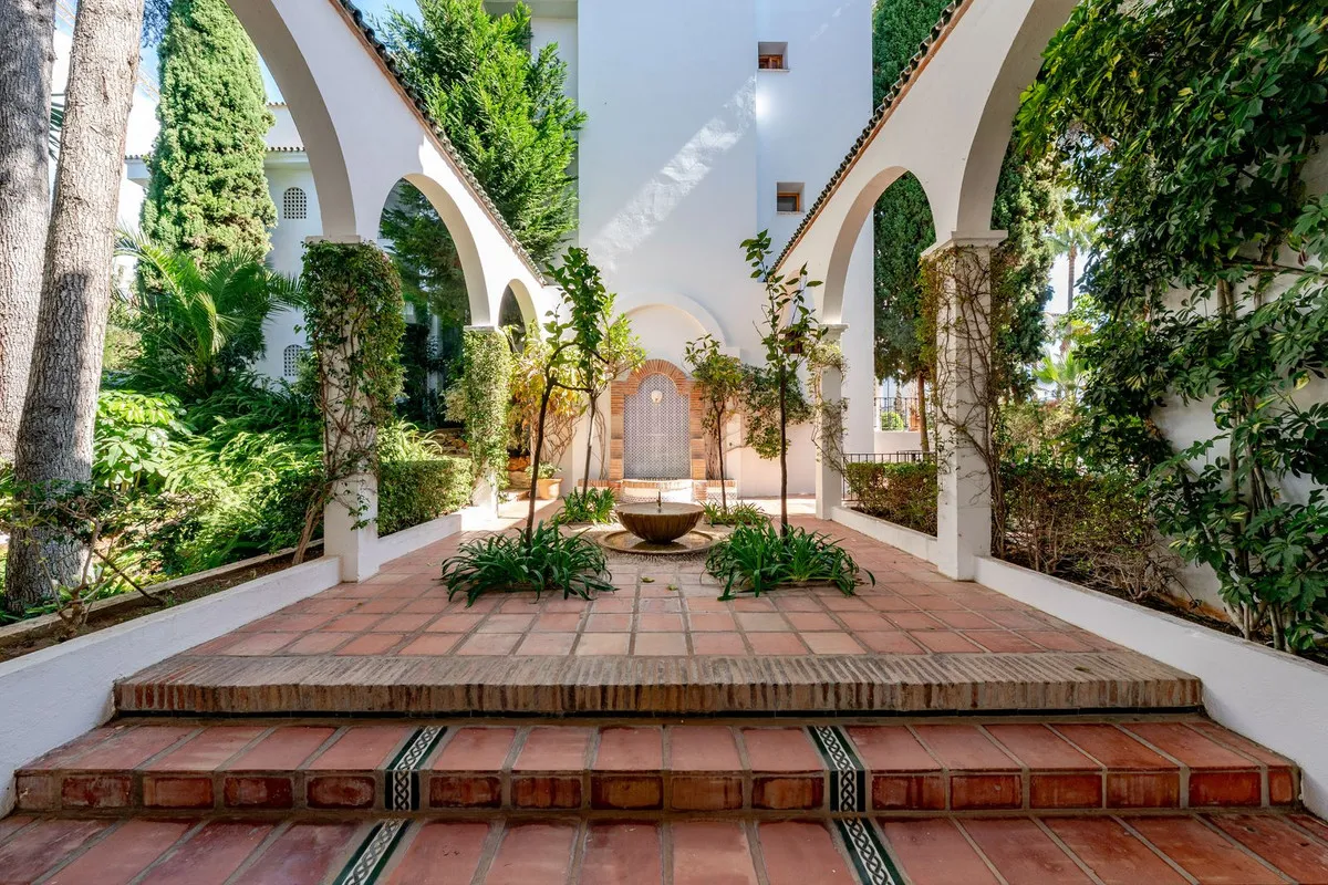 6d06eac4-78d0-49a6-90b2-6086dd060550