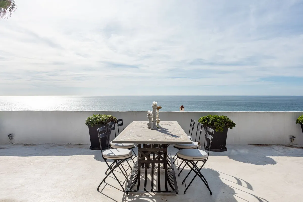 26b7c584-f983-4364-b5d5-6bdfbcd0fe44