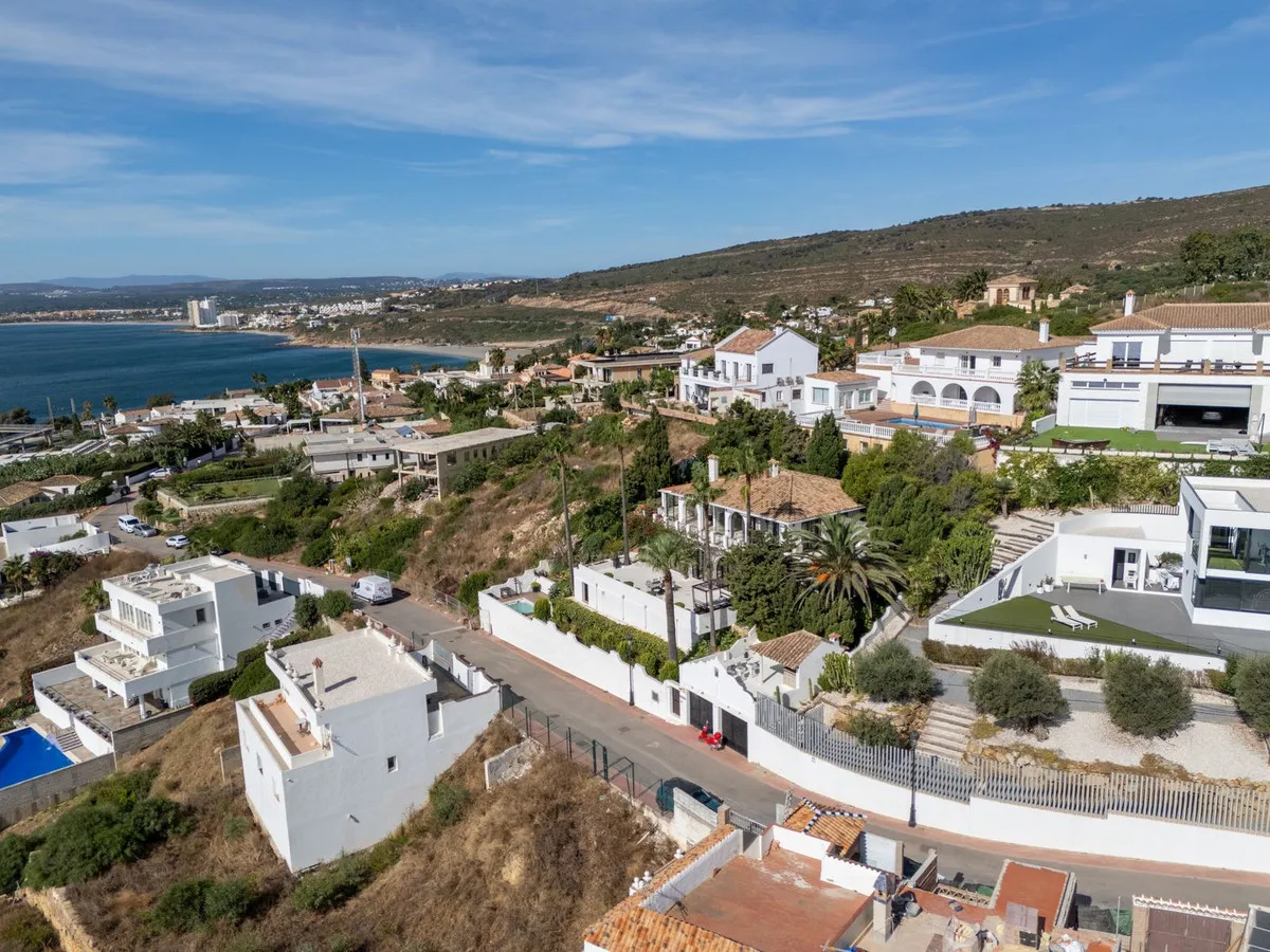 3776e617-5638-41ce-8839-c89d7237f12c