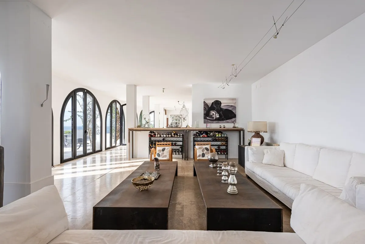 ae56ac19-7060-4dc8-9b1a-4176d4e3d6d5