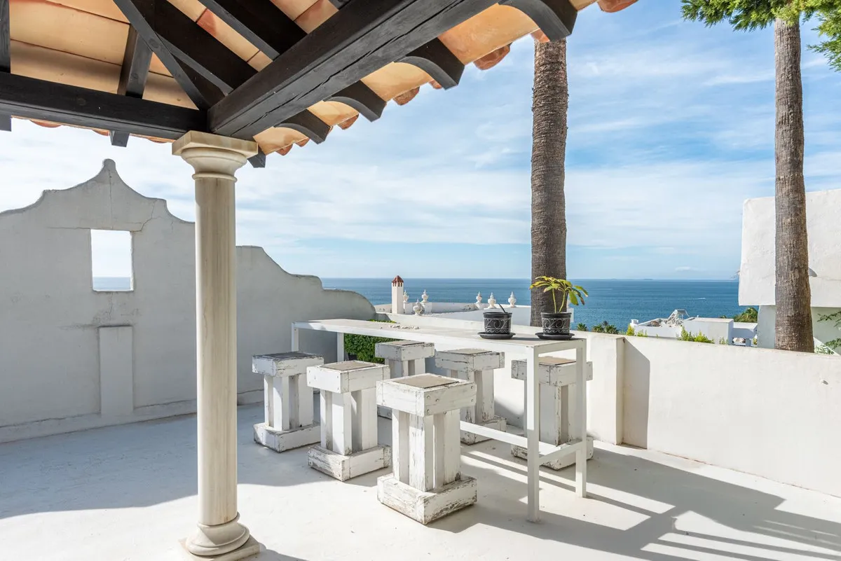 b636bfc5-1f14-4d93-aad3-17ae635dbc02