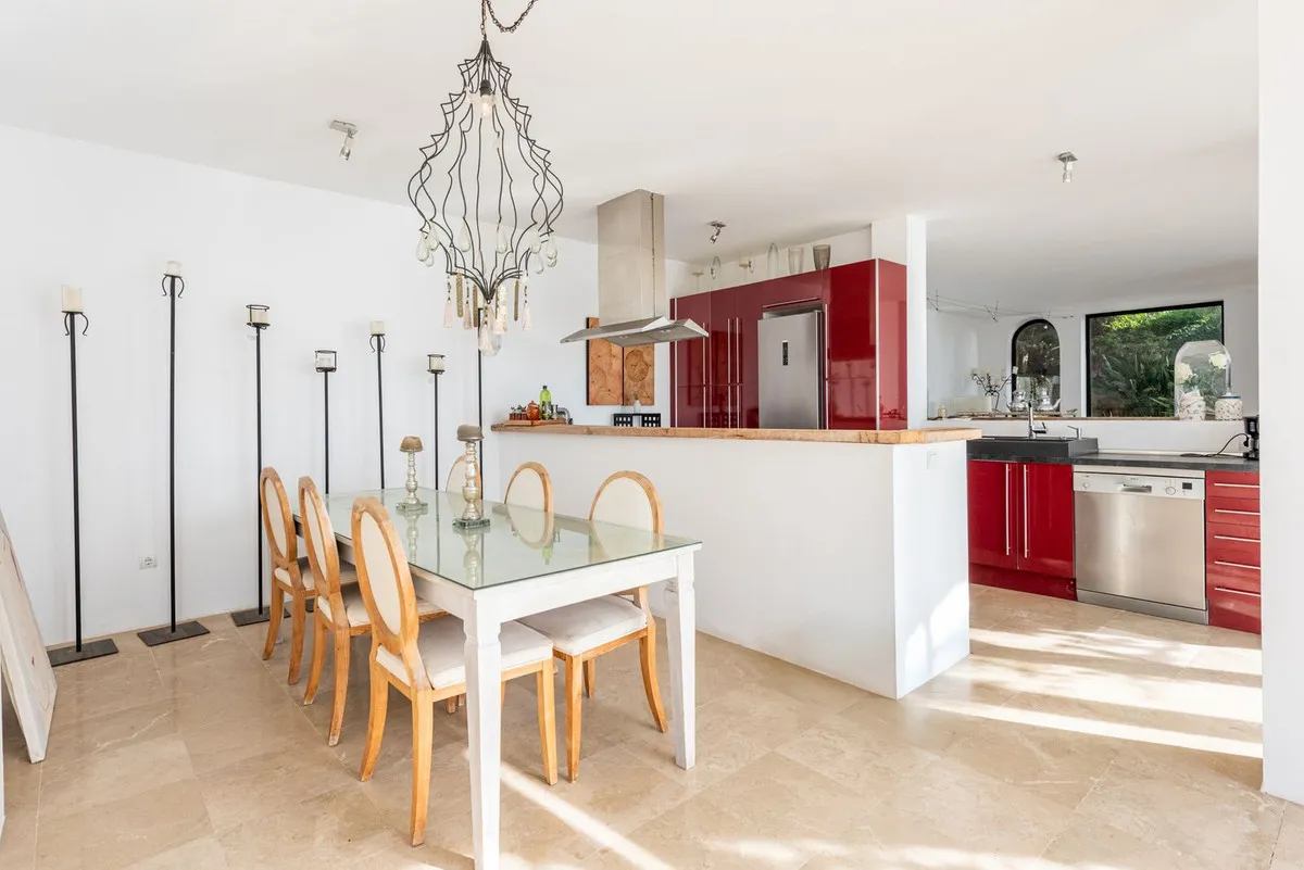 bb0068a5-7577-4c9d-be48-63f2faf1de8c