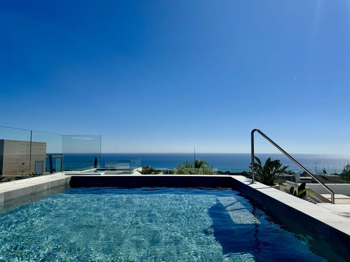 e57dec23-90dd-49dd-97df-f0f33b4e2619