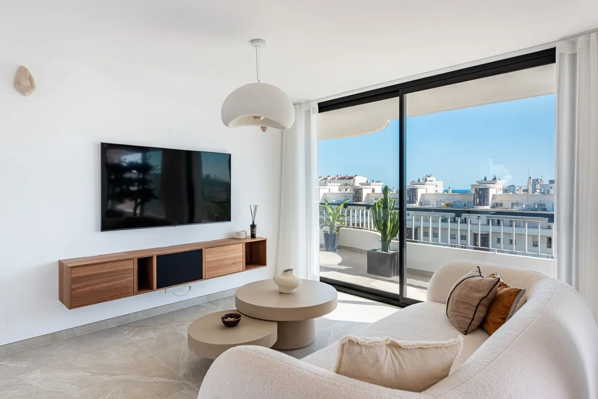 09d4195e-4608-4340-8cef-e48630dd79b6