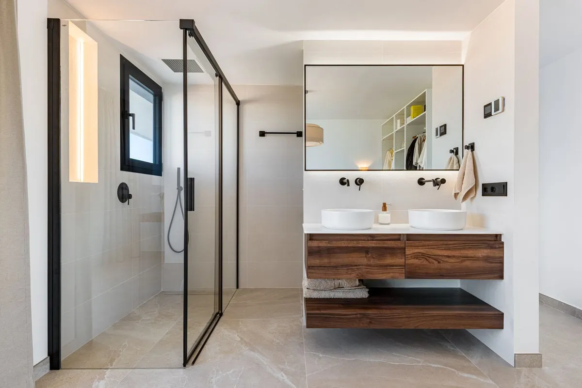 803a38c9-734f-4279-9bbb-0850a4467fe8