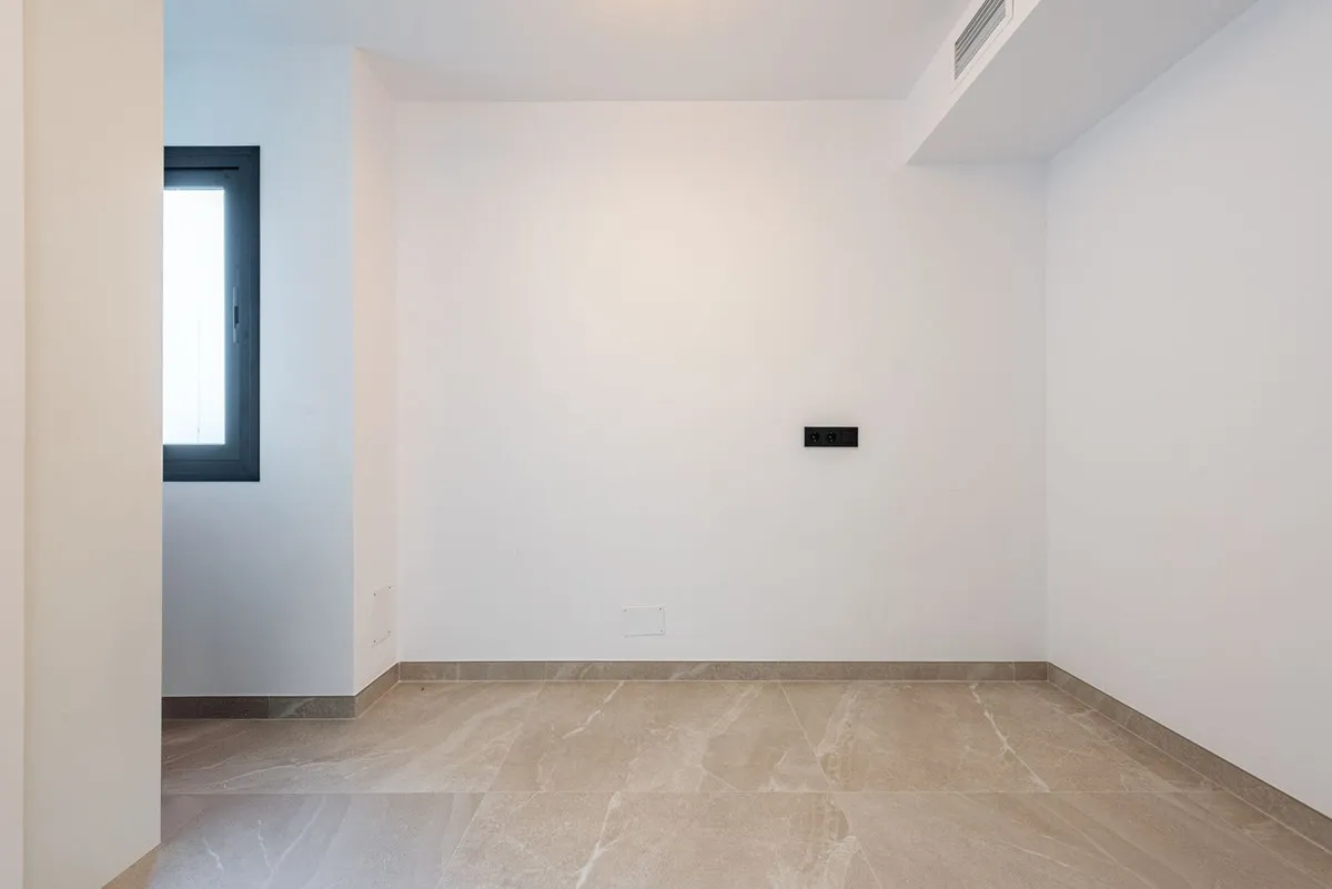 f3501e7b-4211-4718-bf9e-e0a13ea92097