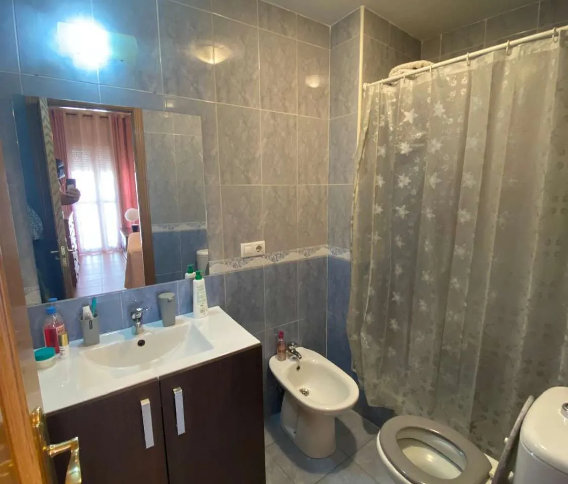 e9579a7d-3c04-45a4-a67c-0dcb6490b5ec