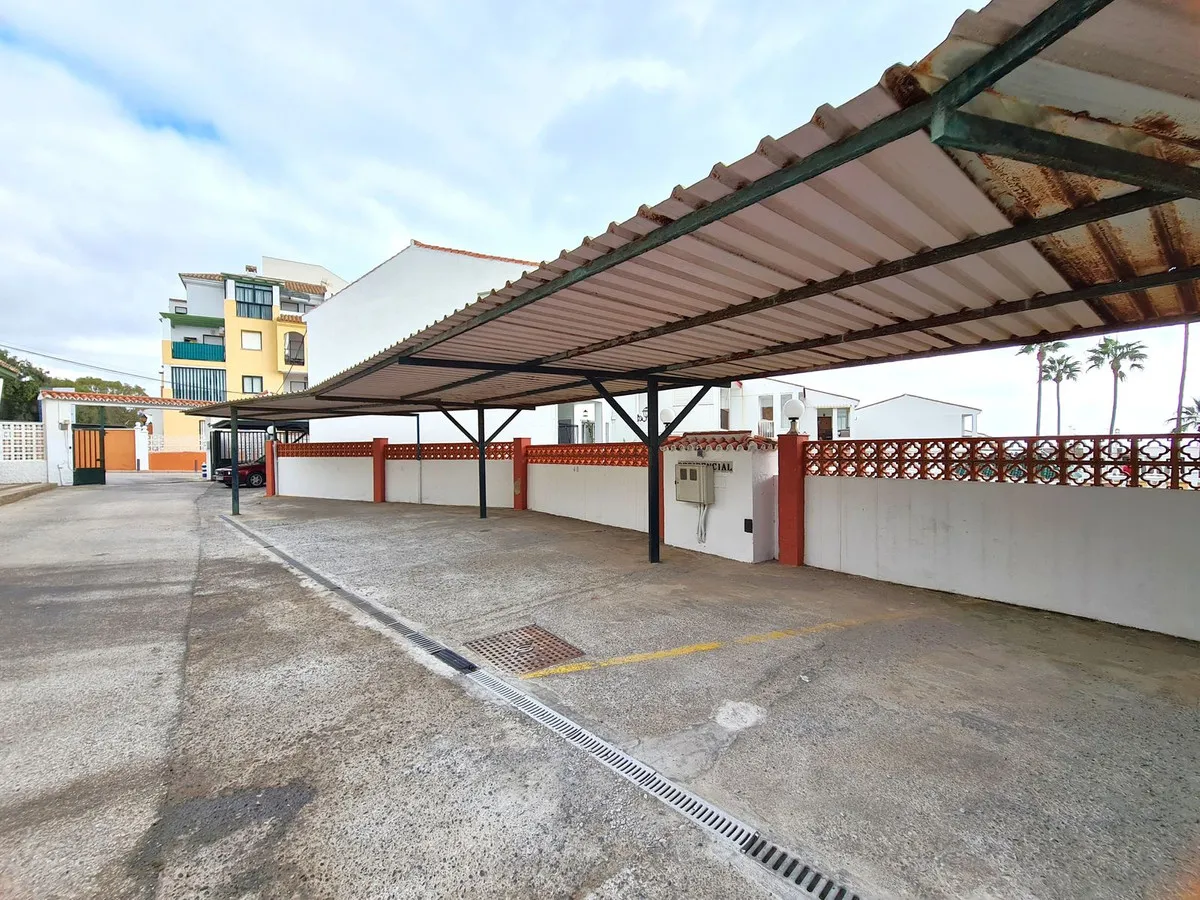 0865b8e7-a0ed-4baf-8e14-bb0a85b9f37e