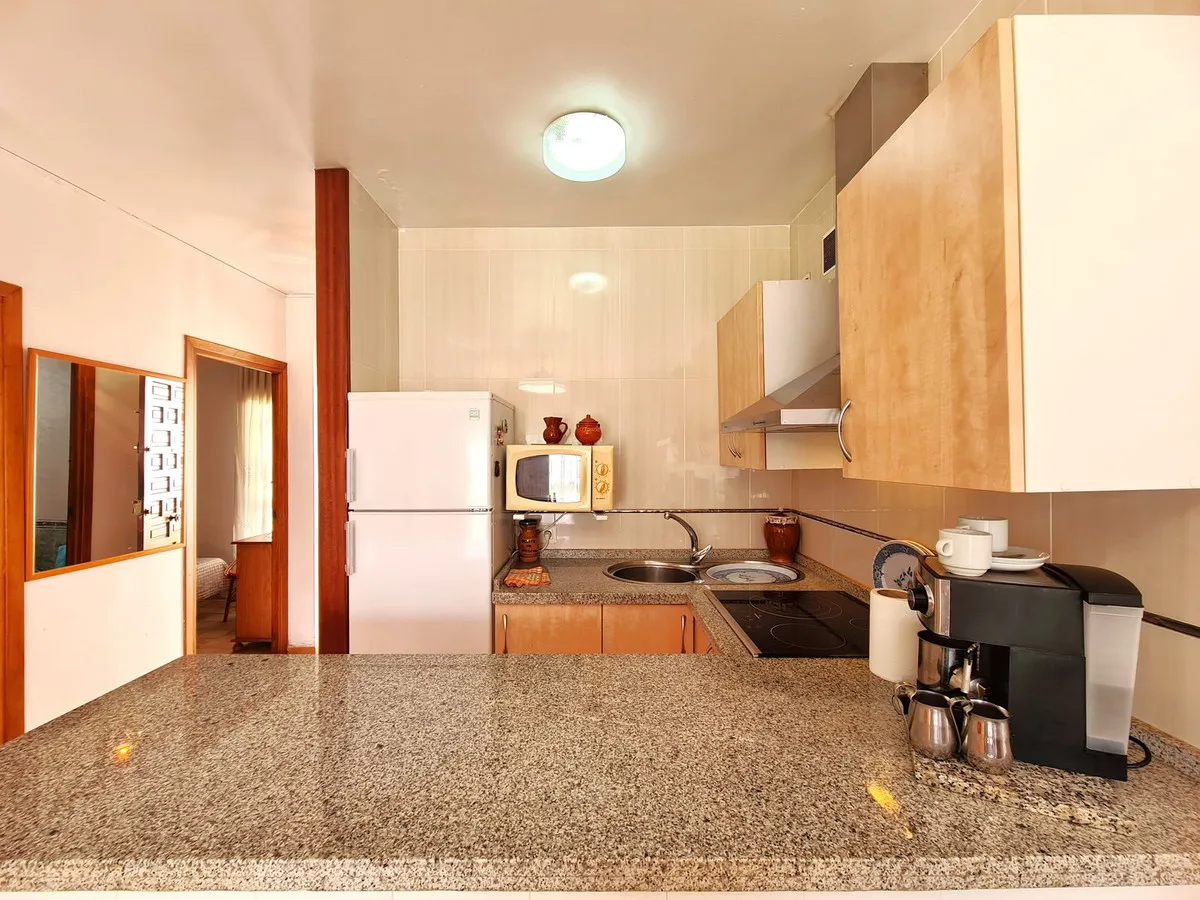 9efb7f02-0db8-4cf1-811e-666405c3bac8