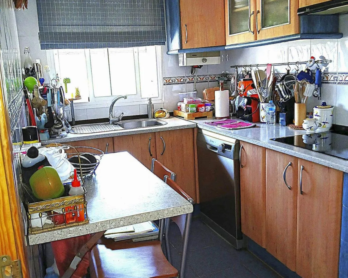 195f8cba-e50a-4987-8fd9-f9455fe0cce0