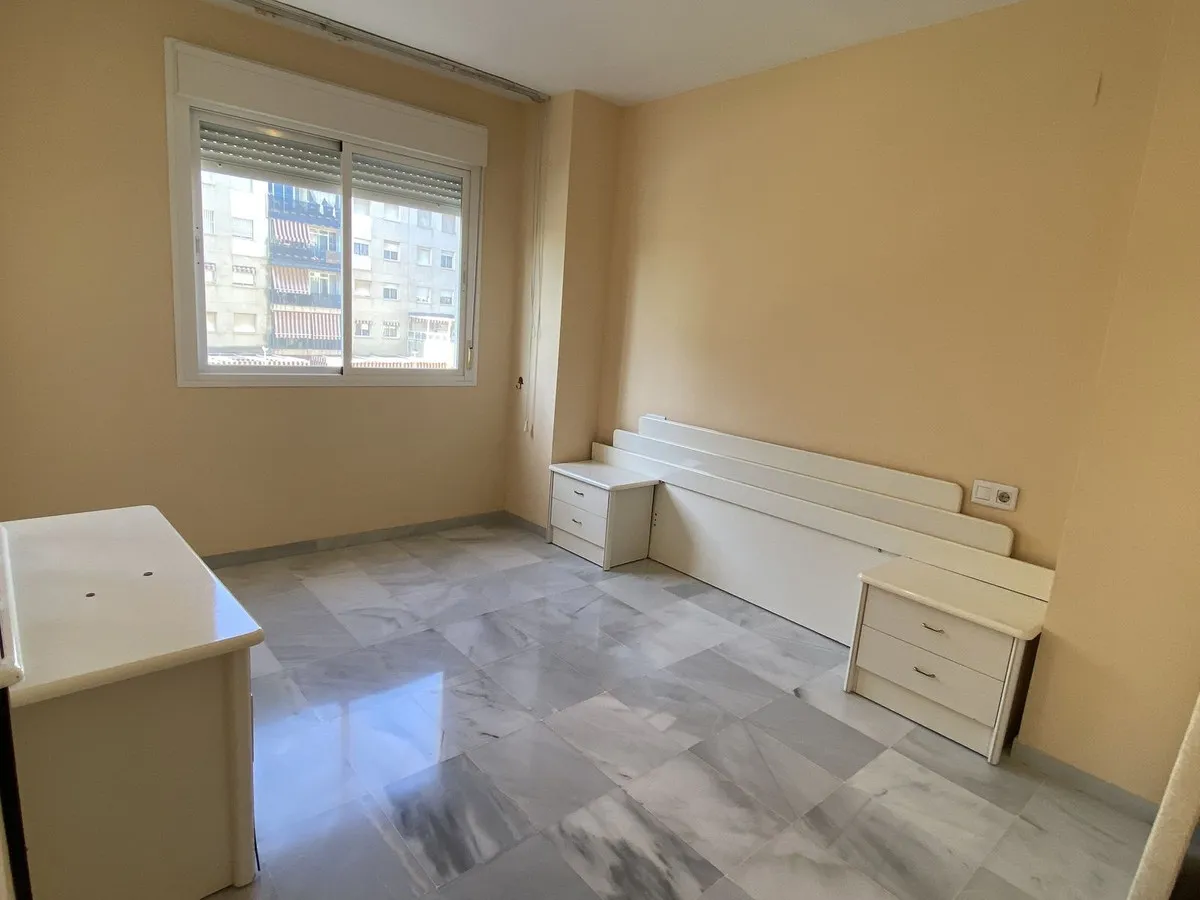 d1bb15b2-9f5c-4162-8bb8-a2e070eb40d7