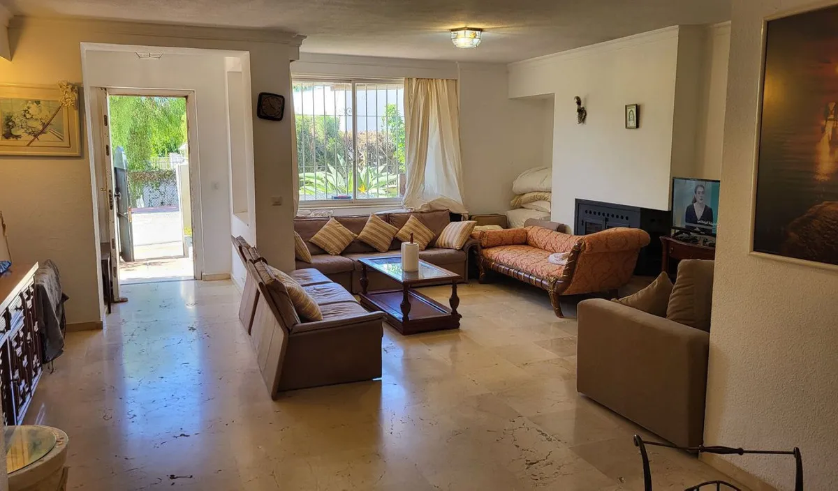 b36475a3-c2e5-4820-9835-a8edb160f6db