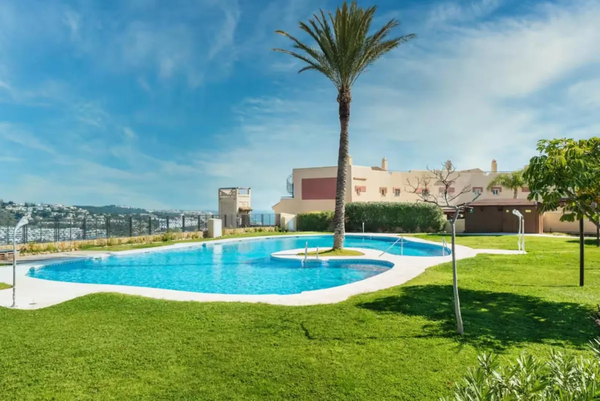 bdfa2757-9b09-4fcd-bff2-38f3a5a5bfa8