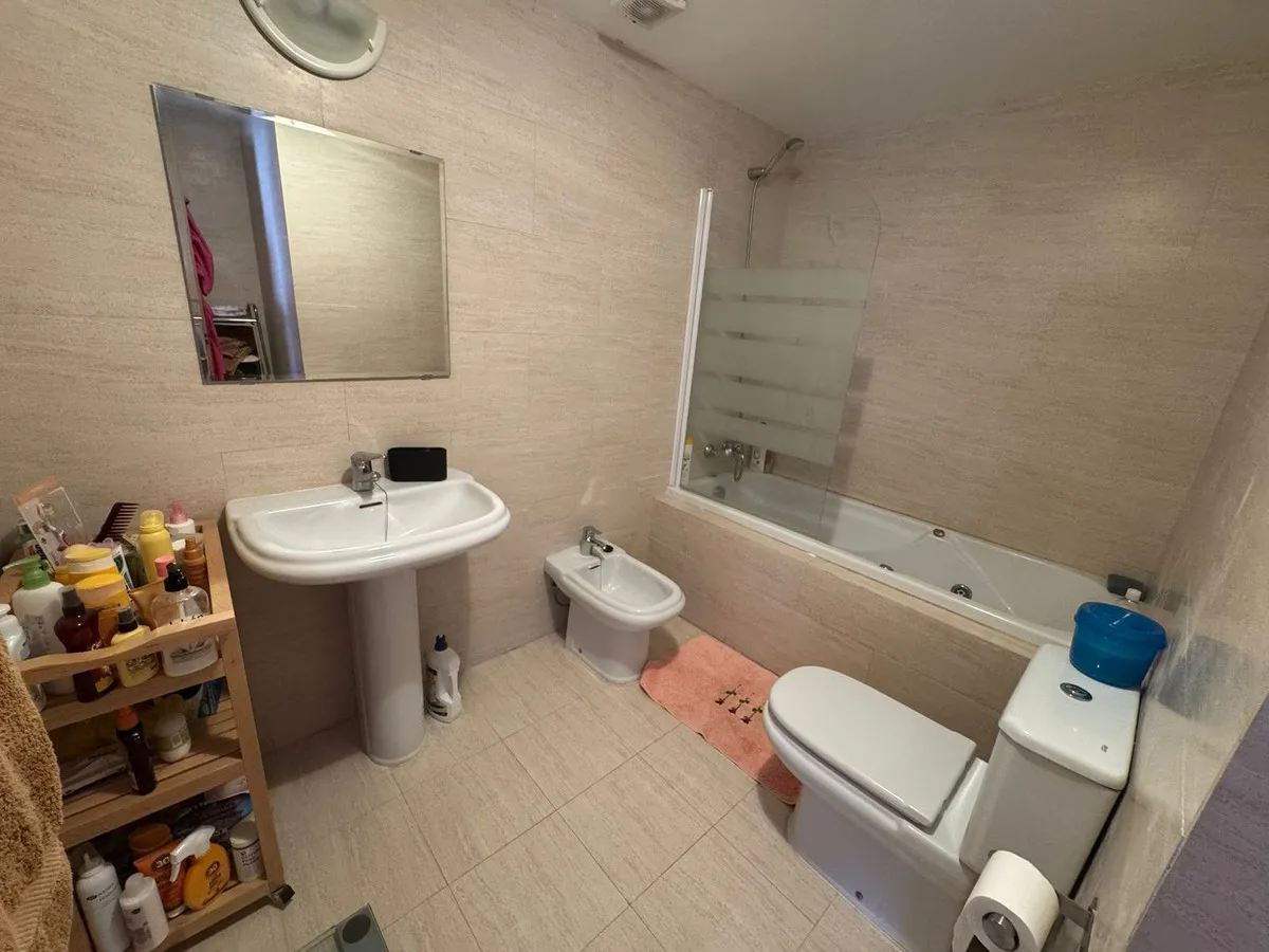 c6388ab5-dc57-455d-8477-7956e17eda2f