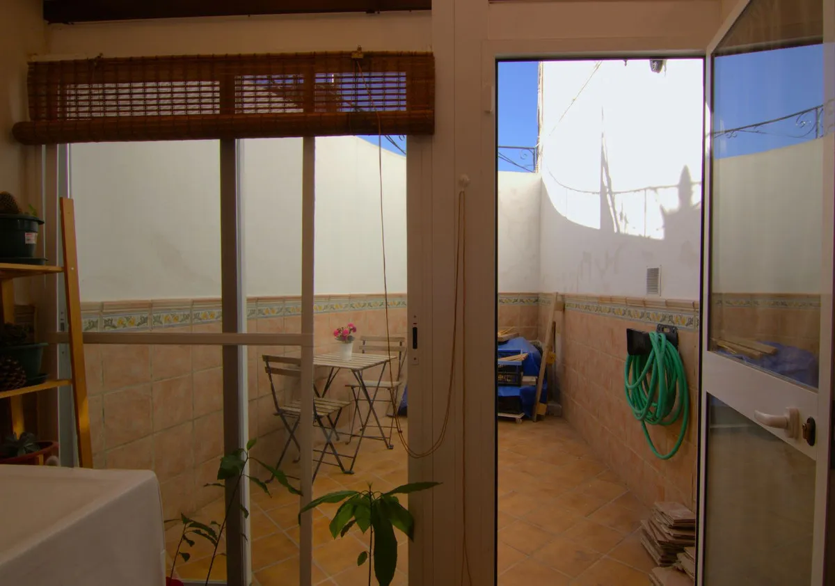 42f83711-b277-4807-99ed-0c5dbfaa96e2