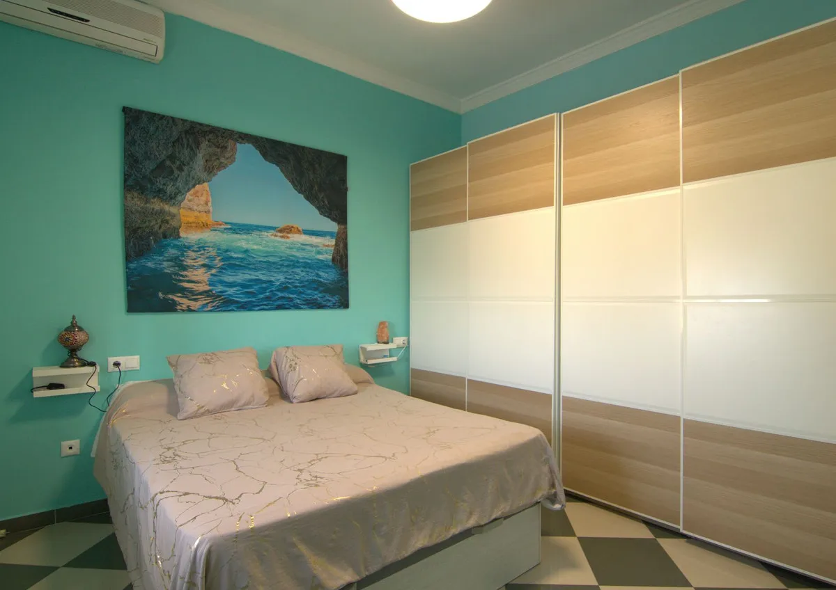 9708b417-06ef-4f1b-8287-56a33effddb3