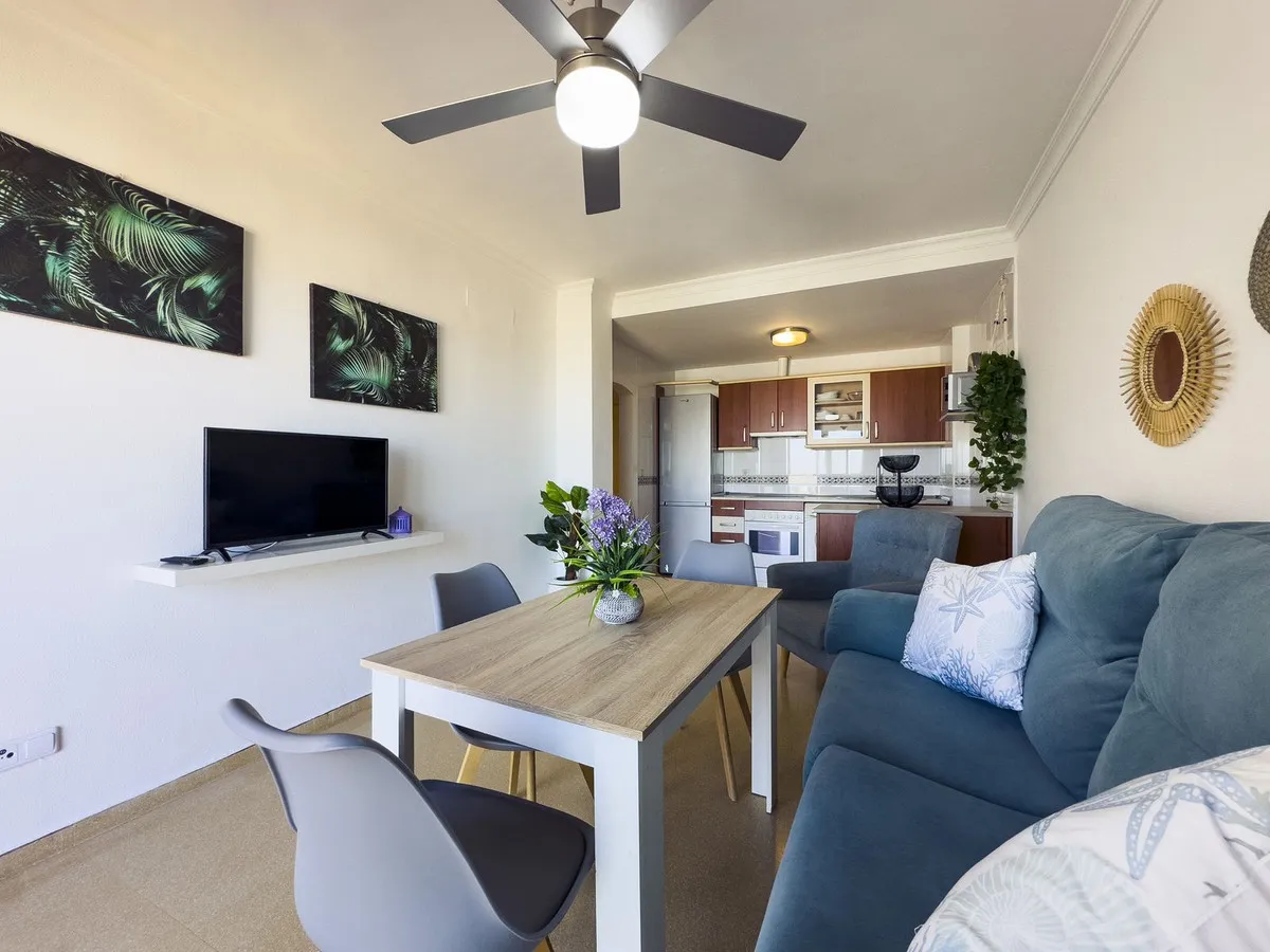 de053479-9776-4338-b7b3-5eaa5af0821e