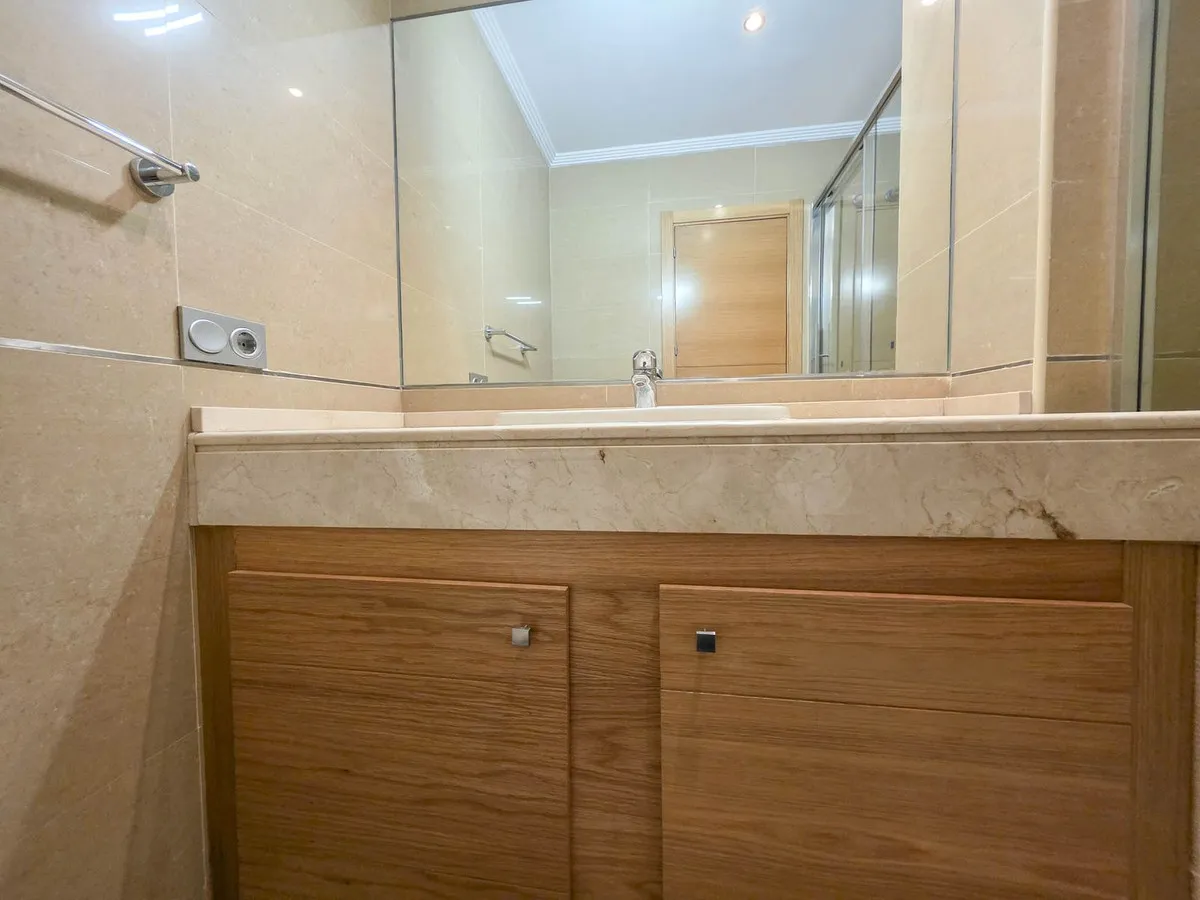 0deb5590-709a-459d-9a0c-90f6781e2c37