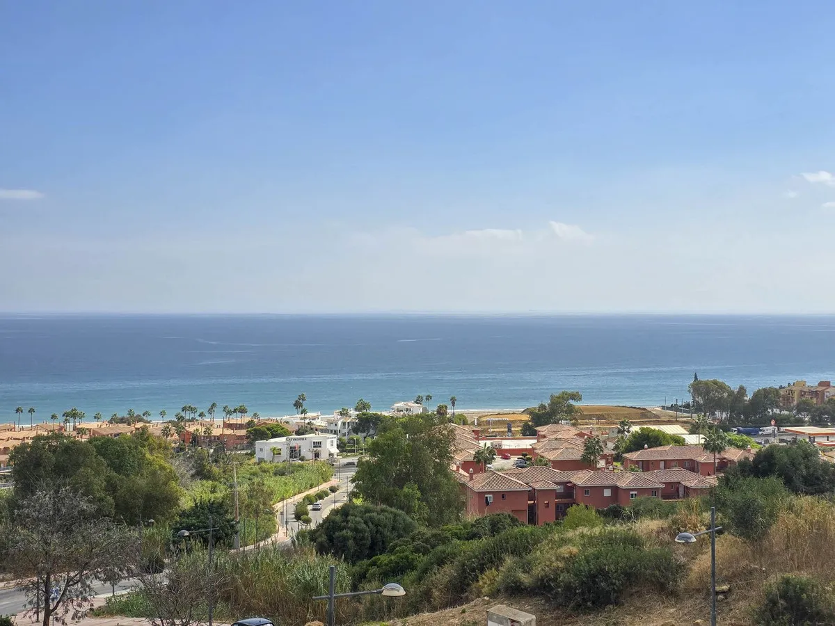 4b026aa9-48b6-4d53-8f89-617006045075