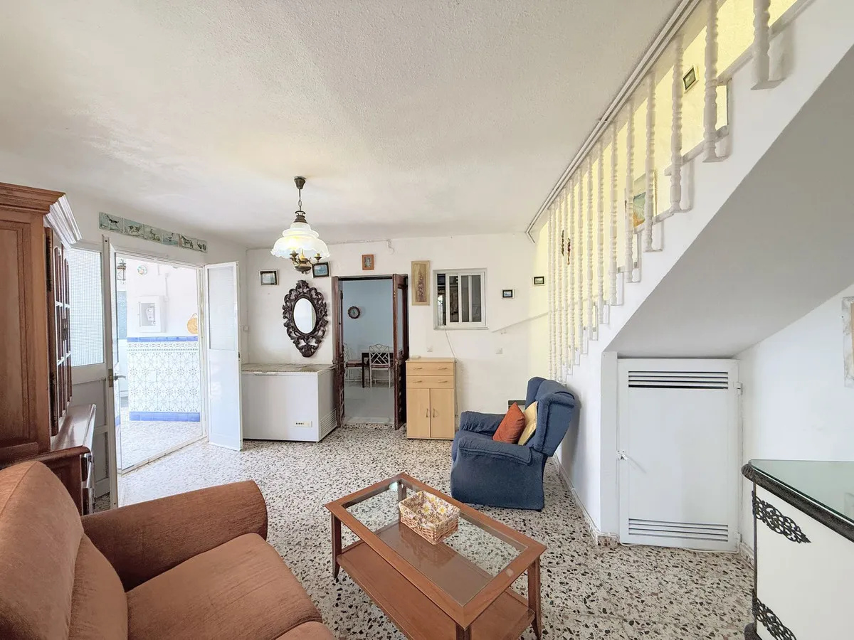 5d93a5e3-1110-4138-ade2-d82a27cf2a4d