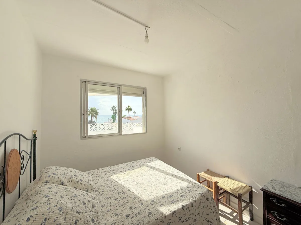 8ca5e9c3-492f-435b-8968-38b11707686e