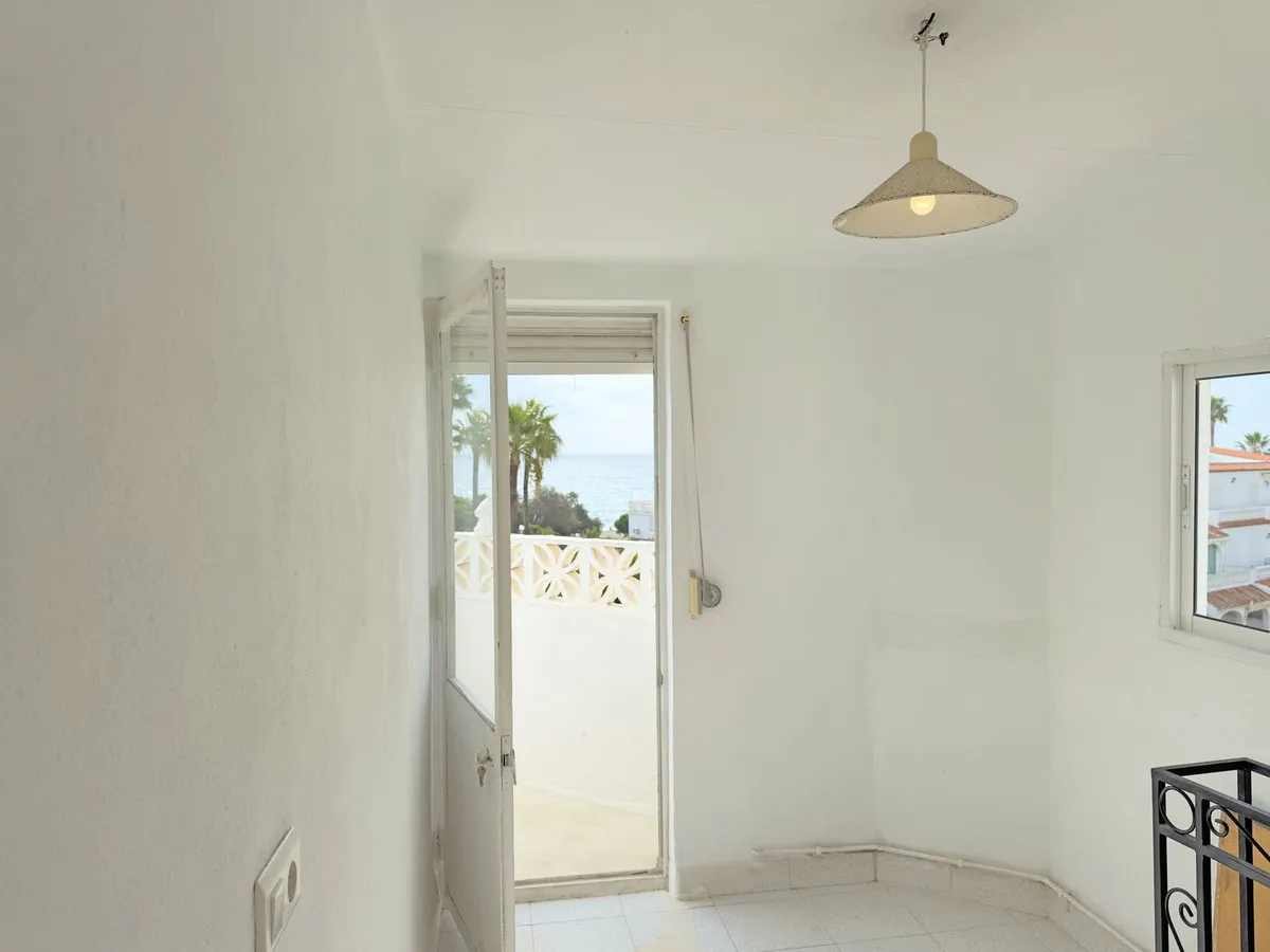 baf2ebad-4fe1-4f7c-b1fb-e58f9c0a0127