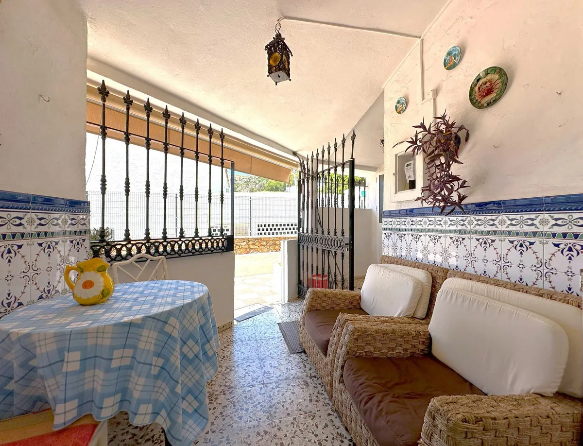 c559d151-ac40-444a-9c5d-47cc6a625873