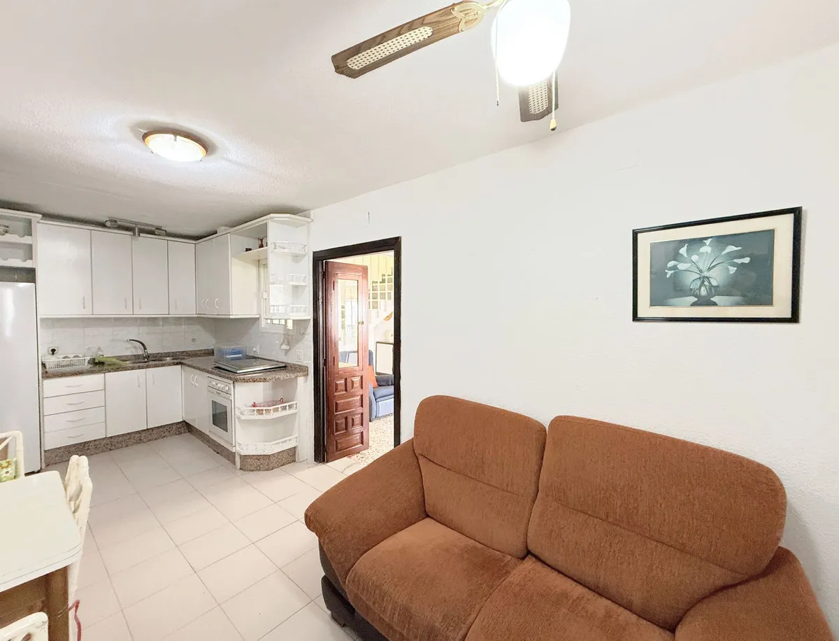 e6a088cb-1208-46ac-a1cd-75186eea2760