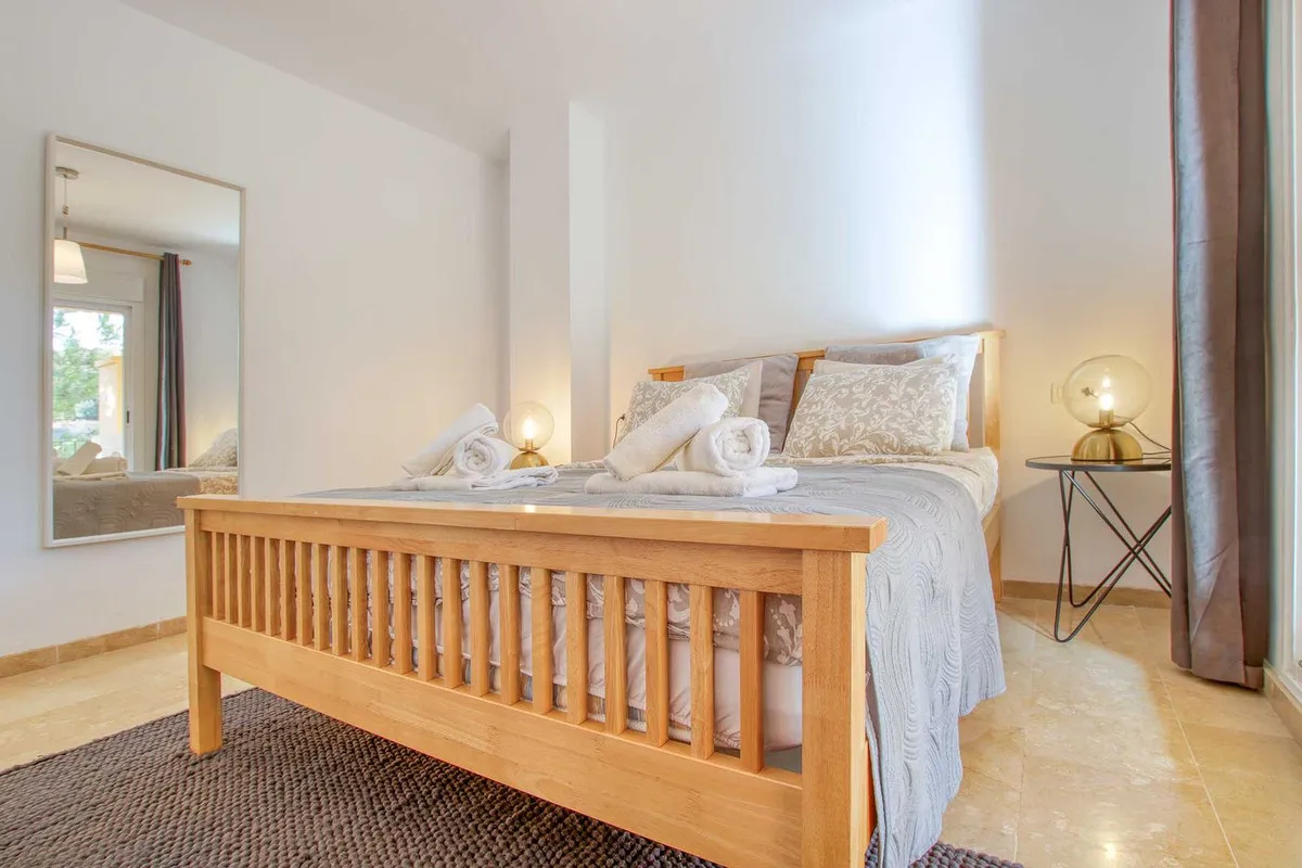 5259f1dd-fb4f-4497-bab8-1496c91f5389