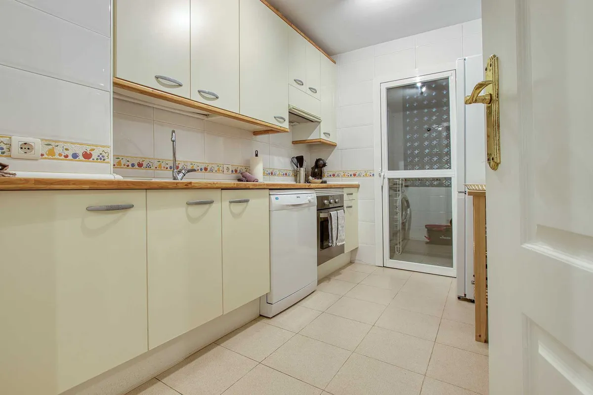 bd8d6056-4139-475d-8941-713a99925df9