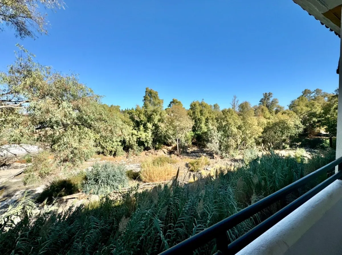 03bcdf1c-6748-49b8-85e6-8bd2bba726b0